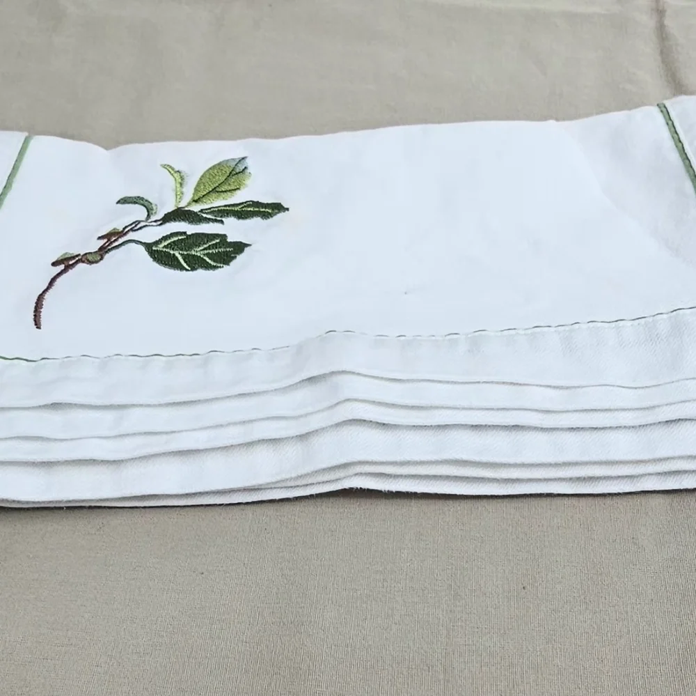 Set of 6 Crate & Barrel Vintage Floral Cloth Napkins Mixed Pastel Patterns